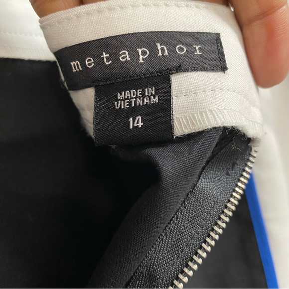 Metaphor Skirt - Picture 5 of 6
